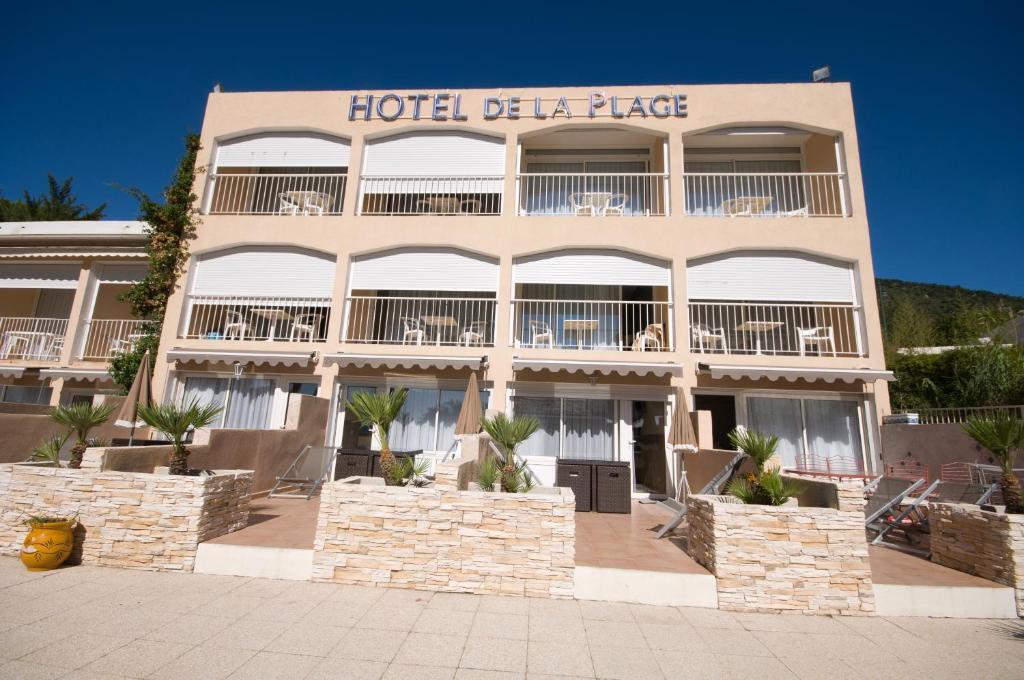 Hotel De La Plage Le Lavandou Exteriör bild