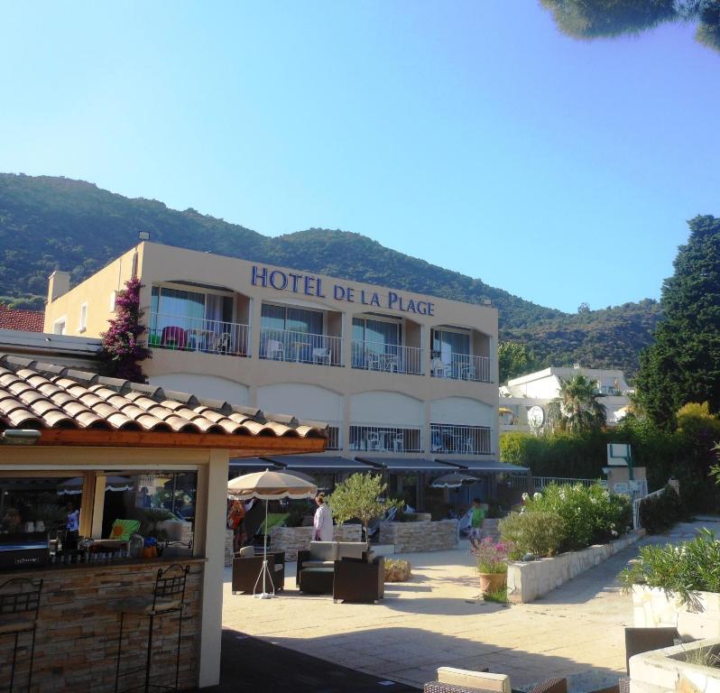 Hotel De La Plage Le Lavandou Exteriör bild